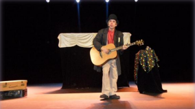 Chocolat le clown dans Le Pestacle, spectacle pour enfants à La Playce Quimper le 16 septembre