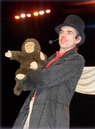 Chocolat le clown dans Le Pestacle, spectacle pour enfants à La Playce Quimper le 16 septembre